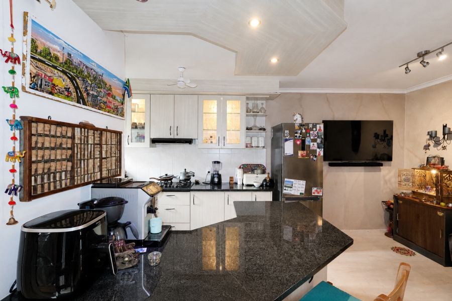 To Let 3 Bedroom Property for Rent in Waves Edge Western Cape
